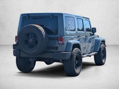 Used 2015 Jeep Wrangler Unlimited Sahara AWD/4WD image 5