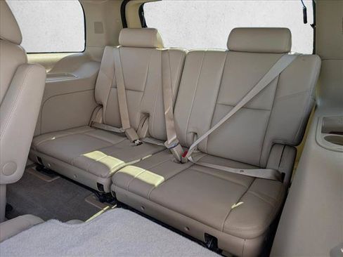 Used 2012 GMC Yukon Denali RWD image 22