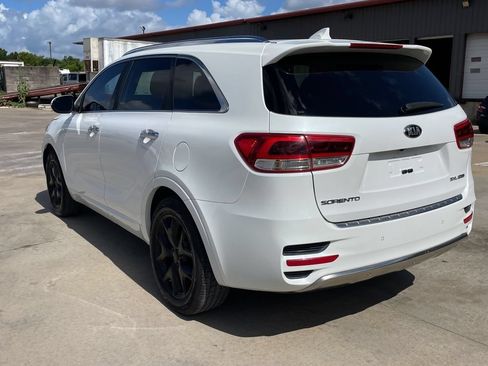 Used 2016 Kia Sorento SX FWD image 8
