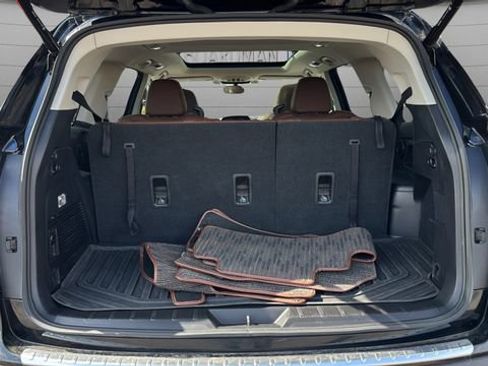 Used 2022 Subaru Ascent Touring w/ Popular Package #2A image 27