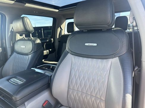 Used 2023 Ford F150 Limited image 31