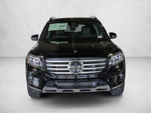 New 2025 Mercedes-Benz GLB 250 4MATIC image 6