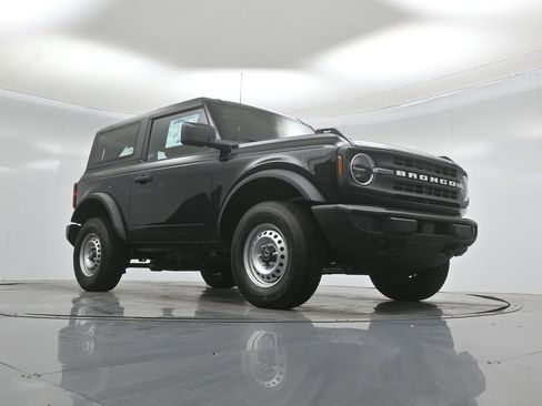 New 2026 Ford Bronco 2-Door AWD/4WD image 38