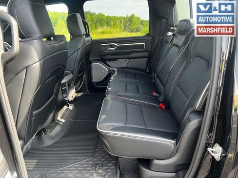 Used 2025 RAM 1500 Laramie AWD/4WD image 17