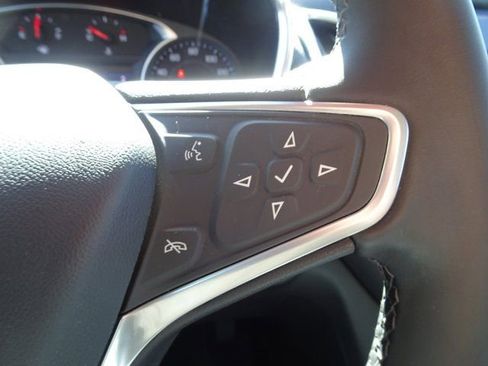 Used 2023 Chevrolet Equinox LT image 24