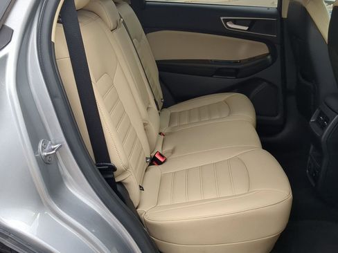 Used 2020 Ford Edge SEL w/ Convenience Package image 20