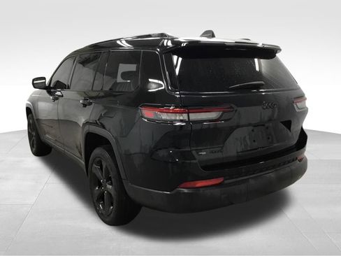 Used 2023 Jeep Grand Cherokee L Laredo image 13