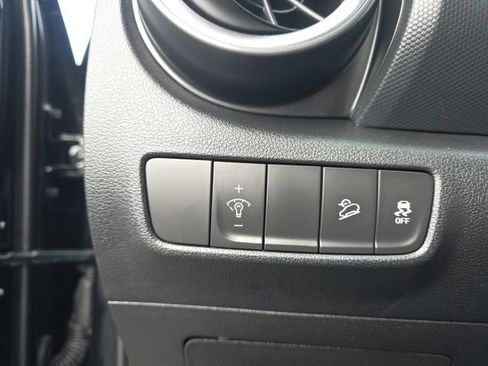 Used 2023 Hyundai Kona SEL image 15