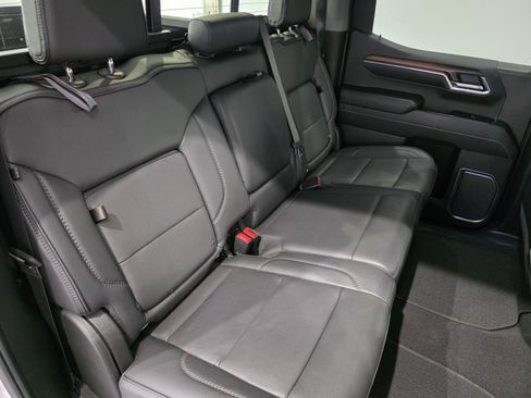 Used 2024 GMC Sierra 1500 Denali AWD/4WD image 24