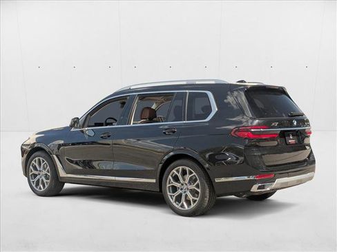 Used 2026 BMW X7 xDrive40i image 9