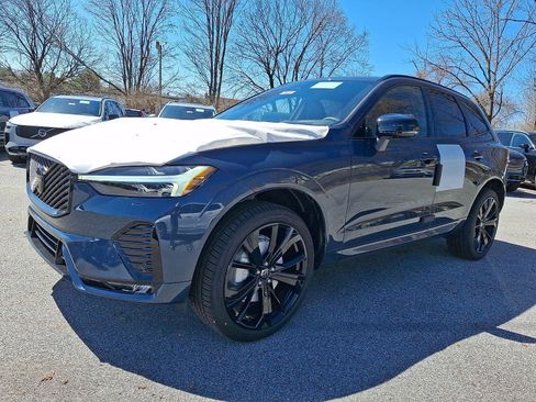 New 2026 Volvo XC60 B5 Ultra w/ Climate Package AWD/4WD image 2