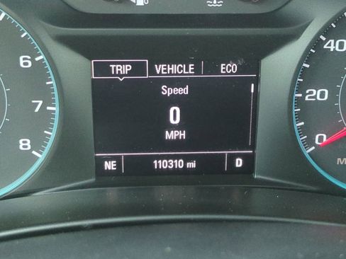 Used 2018 Chevrolet Equinox LT image 24