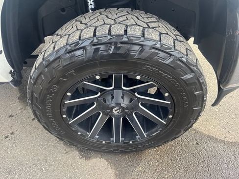Used 2019 RAM 2500 Limited AWD/4WD image 16