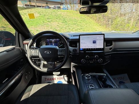 Used 2024 Ford Expedition Timberline image 10