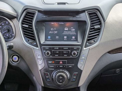 Used 2018 Hyundai Santa Fe Sport w/ 2.4L Value Package 02 FWD image 19