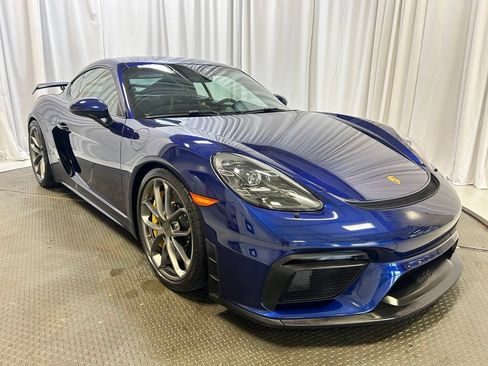 Certified 2022 Porsche 718 Cayman GT4 RWD image 32