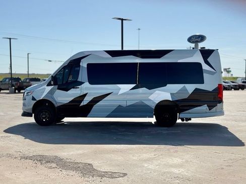 Used 2025 Mercedes-Benz Sprinter 3500 image 5