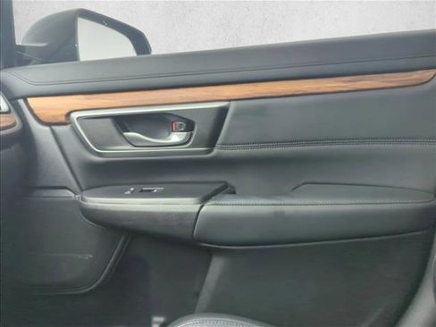 Used 2019 Honda CR-V Touring image 21