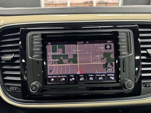 Used 2019 Volkswagen Beetle 2.0T Final Edition SEL image 32