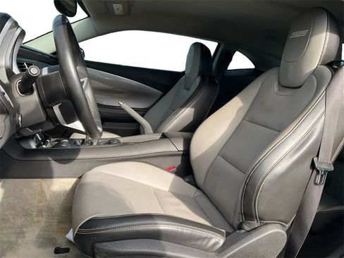 Used 2010 Chevrolet Camaro SS image 21