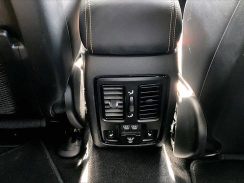 Certified 2023 Dodge Durango R/T AWD/4WD image 17