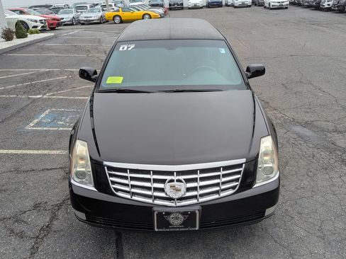 Used 2007 Cadillac DTS FWD image 3