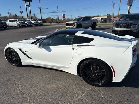 Used 2016 Chevrolet Corvette Stingray Coupe w/ 2LT Preferred Equipment Group image 9