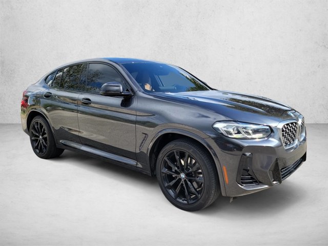 Used 2022 BMW X4 xDrive30i w/ M Sport Package 2 AWD/4WD image 3