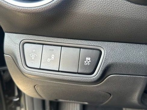 Used 2024 Kia Forte LXS w/ LXS Technology Package FWD image 12