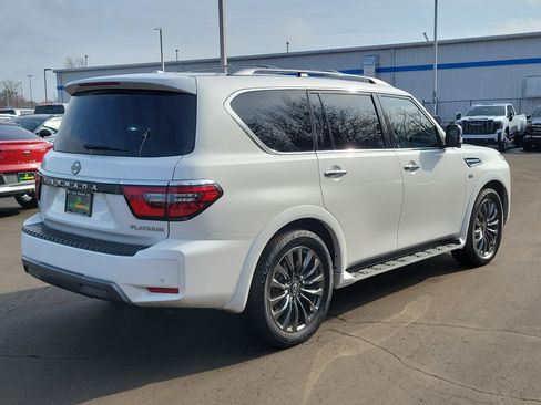 Used 2022 Nissan Armada Platinum w/ Captain's Chairs Package image 4