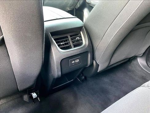 Used 2021 Chevrolet Blazer LT FWD image 24