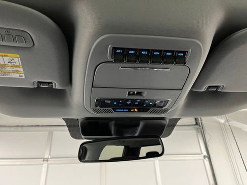 Used 2023 Ford F350 Lariat w/ Lariat Ultimate Package AWD/4WD image 43