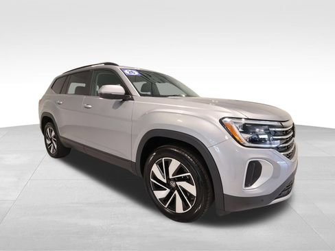 Used 2026 Volkswagen Atlas SE AWD/4WD image 6