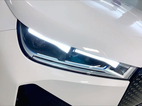 Certified 2023 BMW iX xDrive50 w/ Premium Package image 27