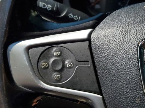 Used 2019 GMC Terrain SLE w/ Driver Convenience Package image 10