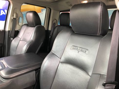 Used 2016 RAM 1500 Laramie AWD/4WD image 17