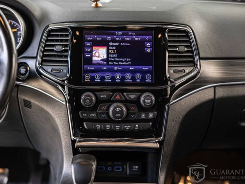 Used 2019 Jeep Grand Cherokee Limited image 36