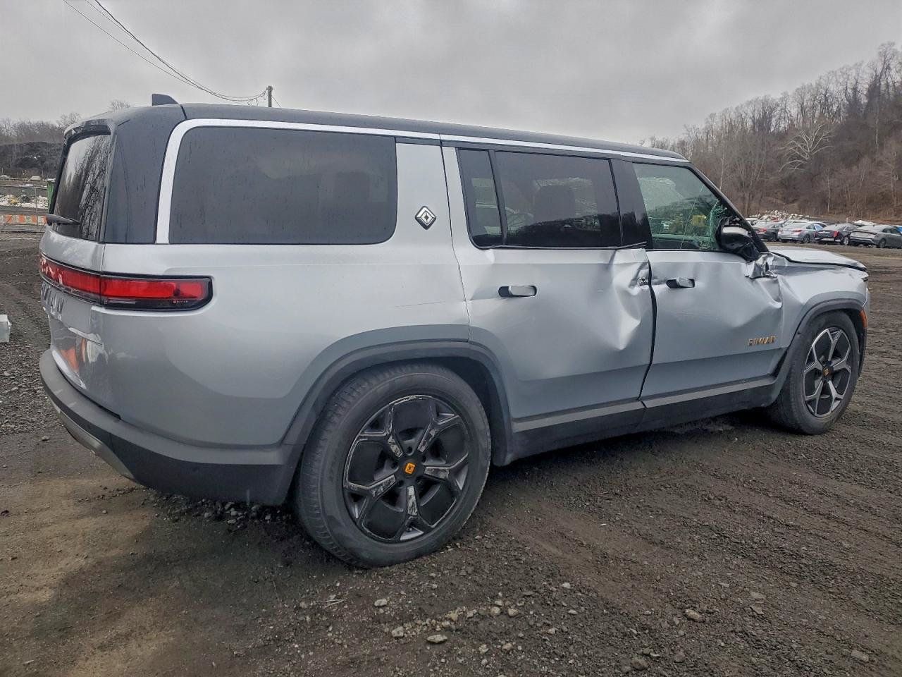 Used 2023 Rivian R1S Adventure Quad AWD/4WD image 4