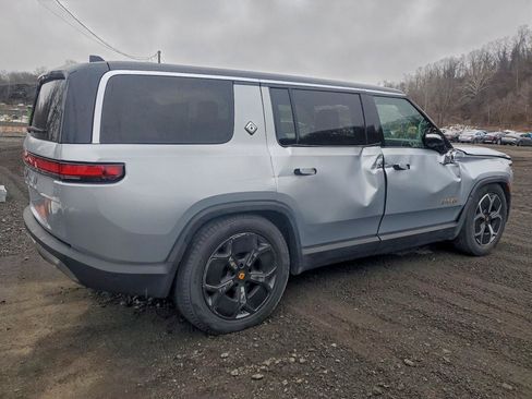 Used 2023 Rivian R1S Adventure AWD/4WD image 4