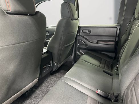 Used 2026 Nissan Frontier PRO-4X w/ Pro-4x Convenience Package AWD/4WD image 15