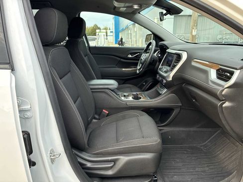Certified 2023 GMC Acadia SLE w/ Driver Convenience Package image 27