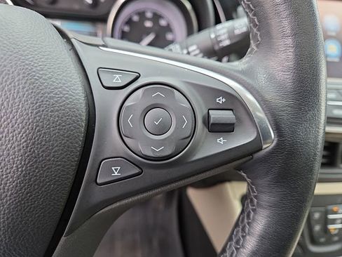 Used 2019 Buick Envision Essence image 26