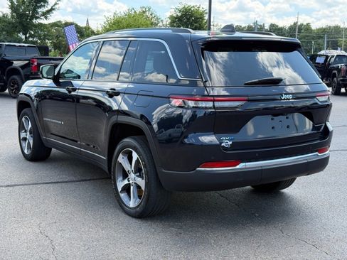 Used 2024 Jeep Grand Cherokee Limited 4xe AWD/4WD image 6