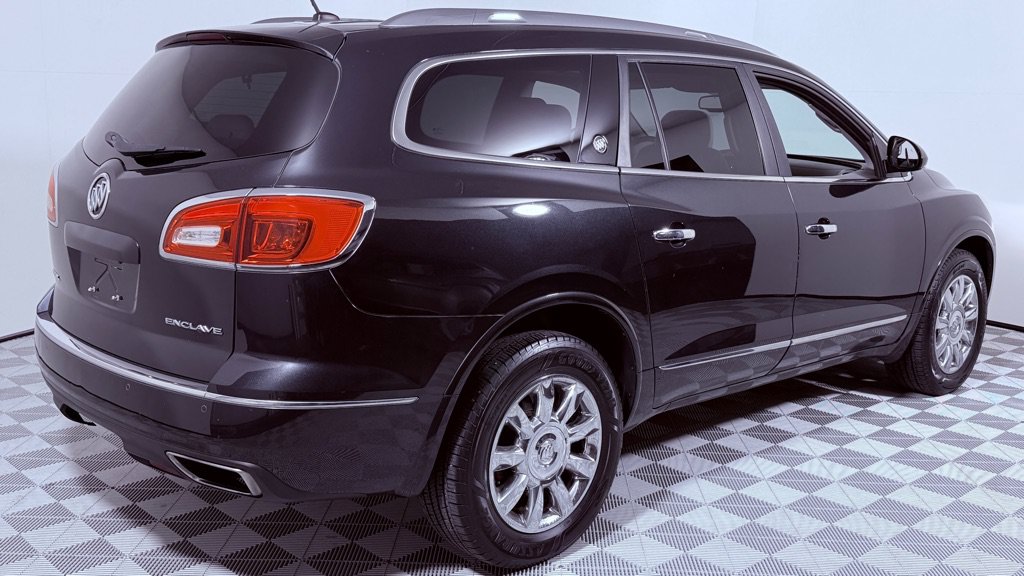 Used 2015 Buick Enclave Leather FWD image 3