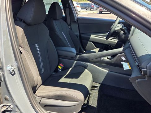 New 2026 Hyundai Elantra Sport FWD image 15