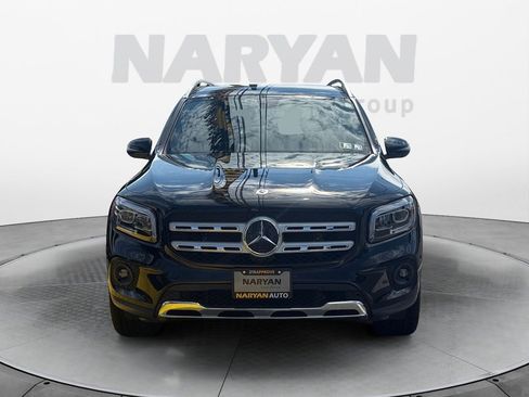 Used 2022 Mercedes-Benz GLB 250 4MATIC w/ Premium Package Lite image 3