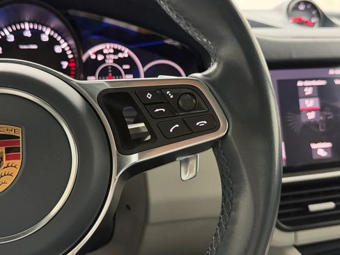 Used 2019 Porsche Cayenne AWD/4WD image 23