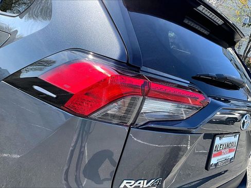 Used 2023 Toyota RAV4 LE image 27