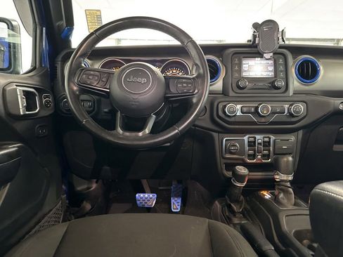 Used 2019 Jeep Wrangler Unlimited Sport S AWD/4WD image 7