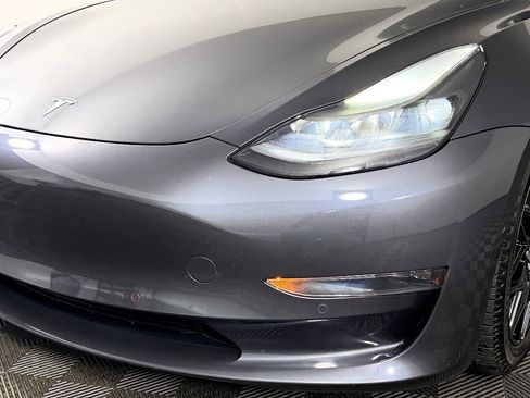 Used 2022 Tesla Model 3 Performance image 14